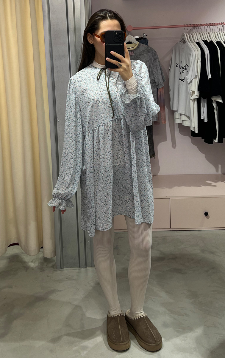 Сукня шифон блакитна в квіти з шнурком Sample