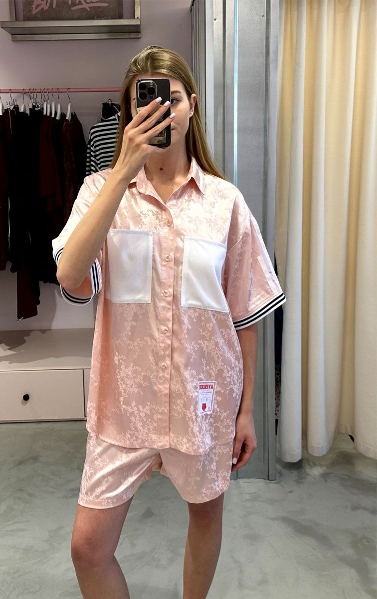 Сорочка атлас рожева Sample